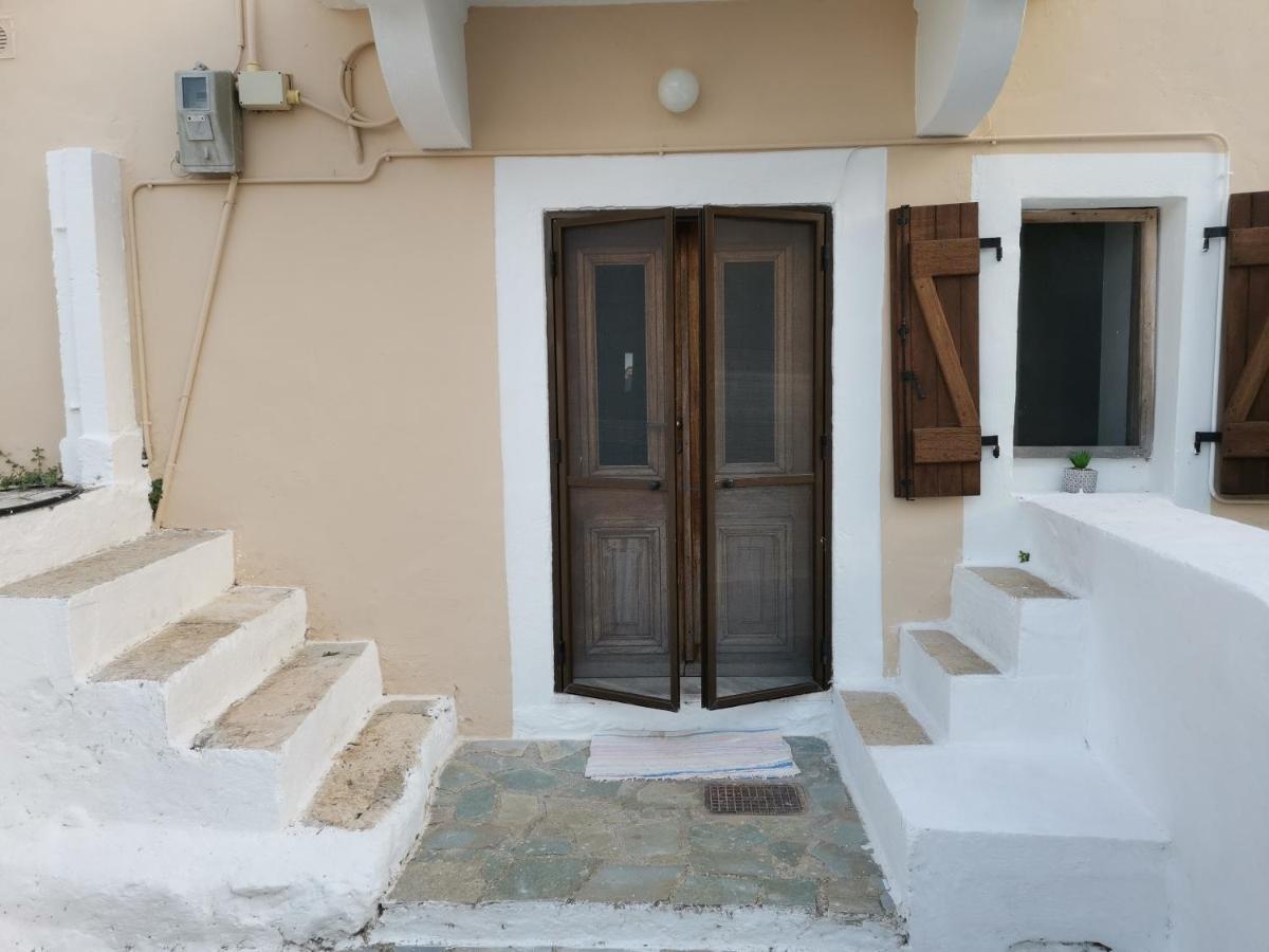 The Old House - Wood & Stone Evretí Exterior foto